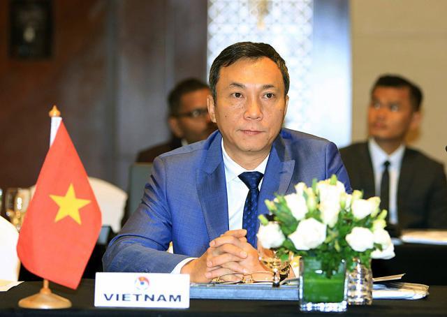 1644670106274092470.jpg 越南足协代理主席陈国俊.jpg